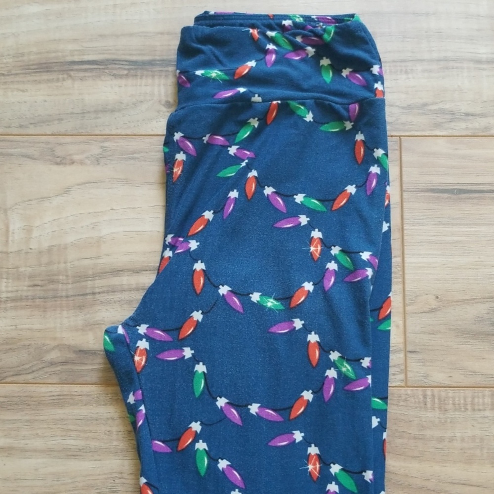 Lularoe Christmas lightbulb leggings
